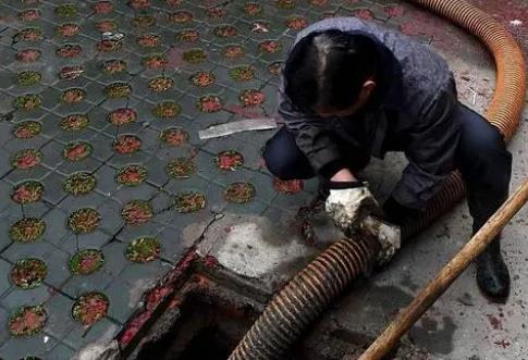 保定阜平高压清洗管道公司分享下为什么要高压清洗板换